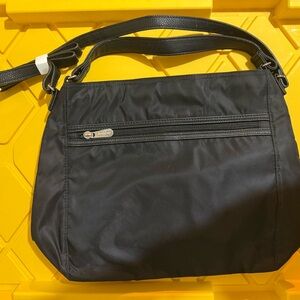 Thirty-one Black Nylon Crossbody shoulder Bag with Front Zip Pocket BRAND NEW